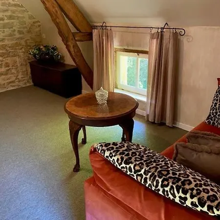 Domaine La Bed & Breakfast Degagnac