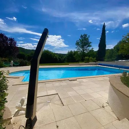Domaine La Bed & Breakfast